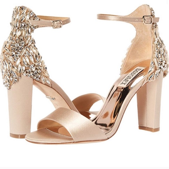 badgley mischka seina ankle strap sandal